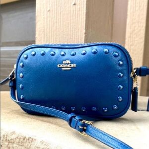 Gorgeous Blue Leather Coach bag